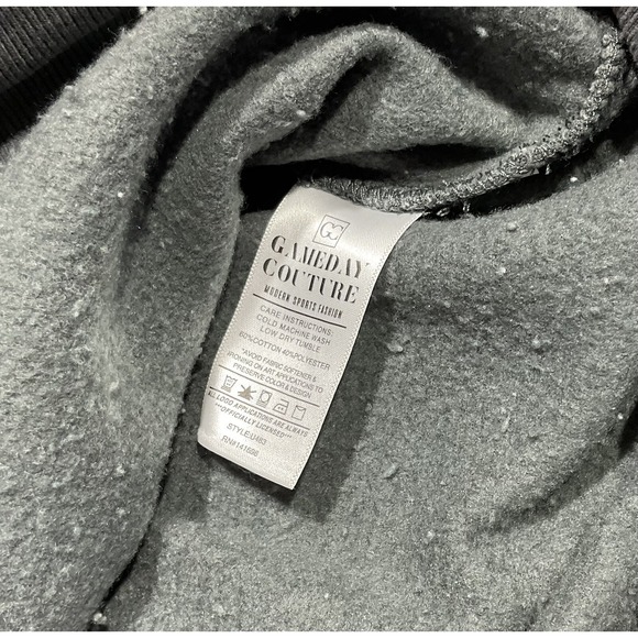 NFL Detroit Lions Gameday Couture Crewneck Sweatshirt size medium Vintage Wash - Picture 5 of 5